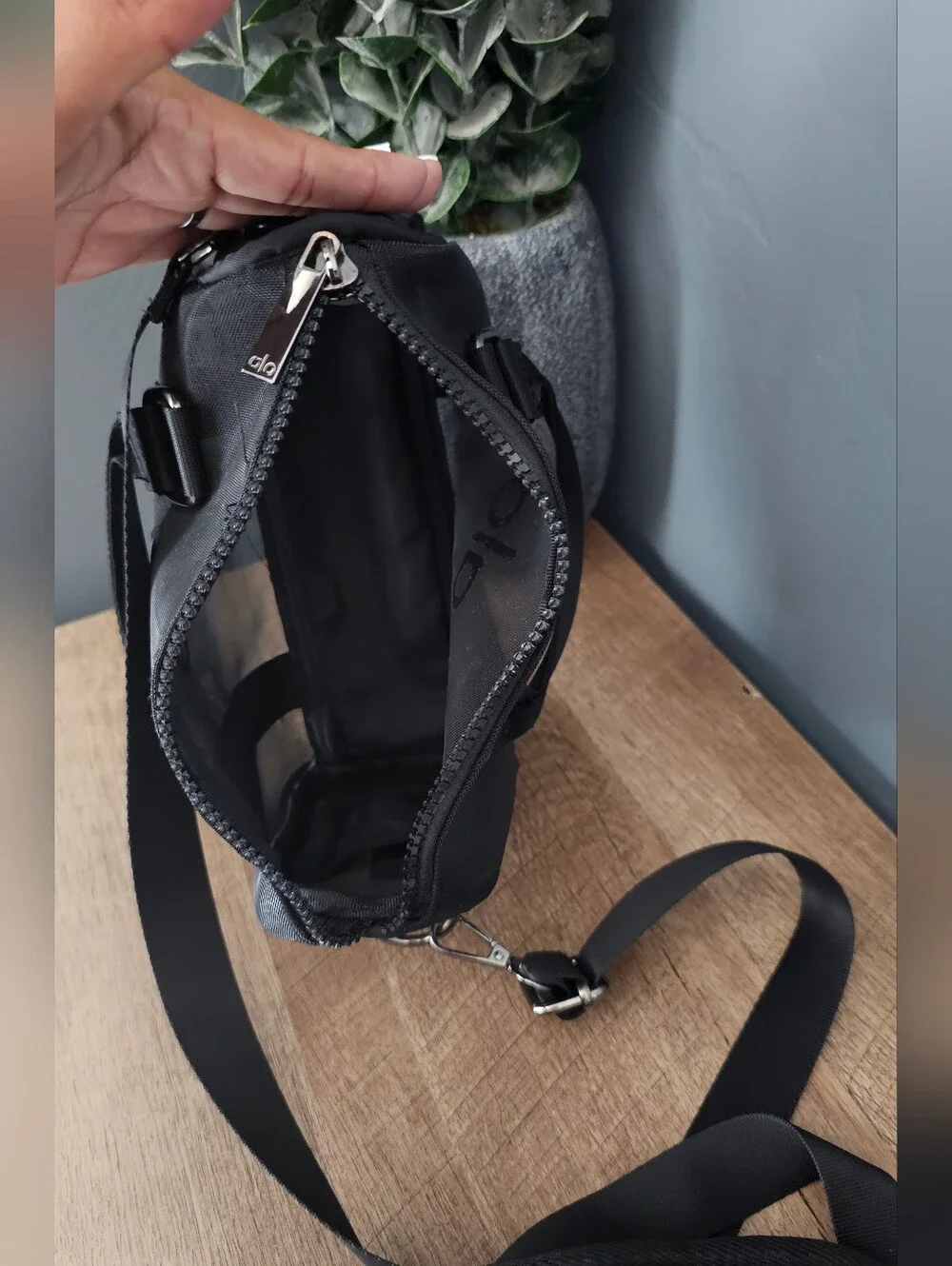 Alo Mini Mesh Handbag